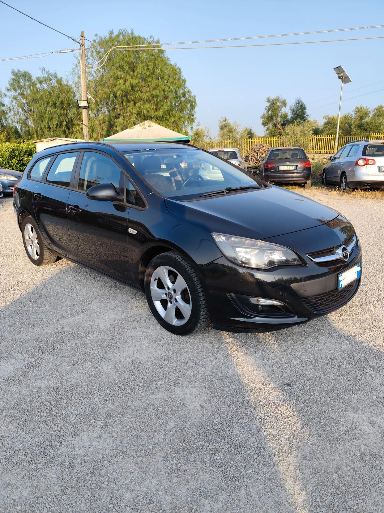 Opel Astra 1.7 CDTI 110CV Sports Tourer Cosmo