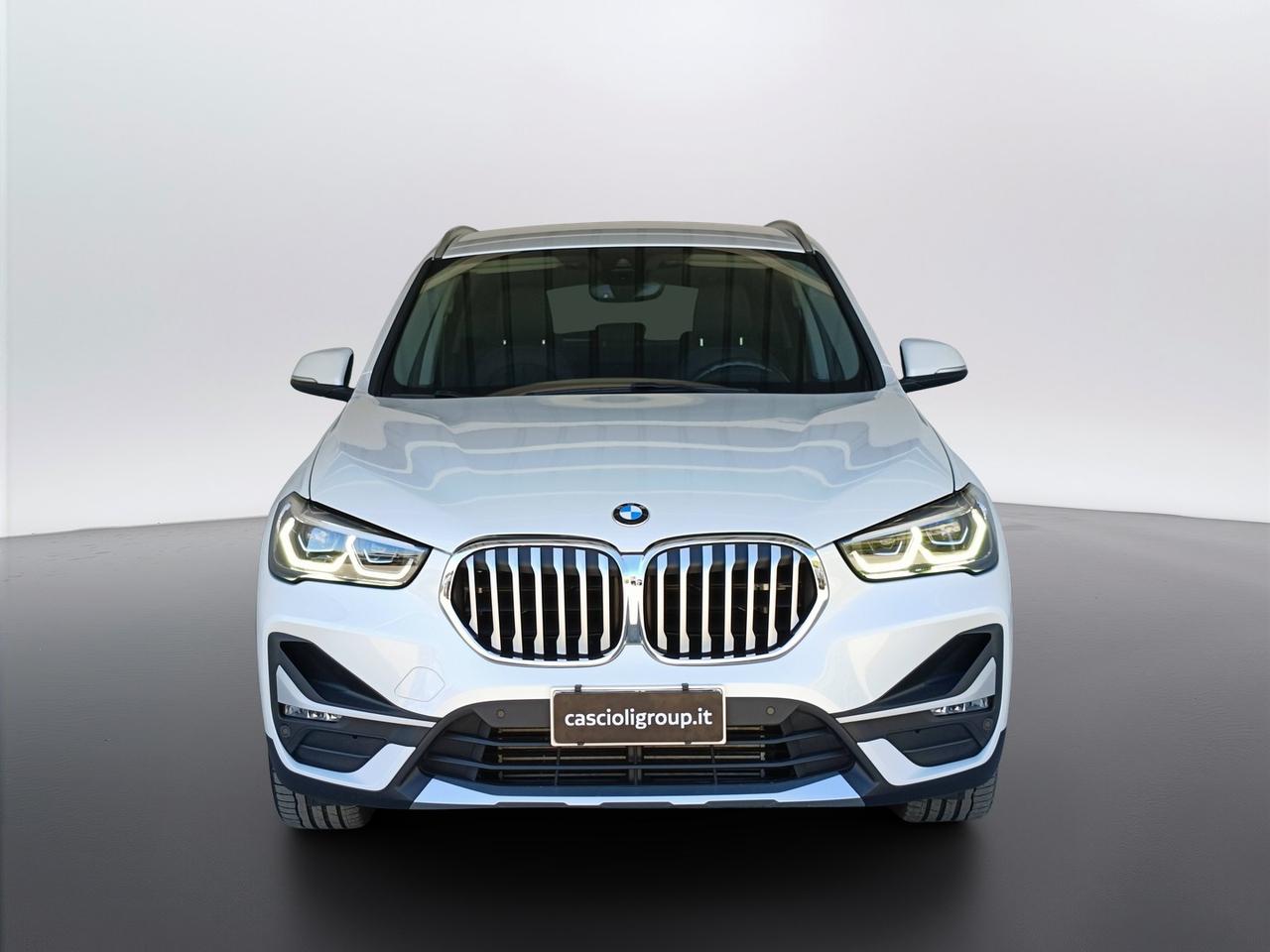 BMW X1 F48 2019 - X1 sdrive16d xLine auto
