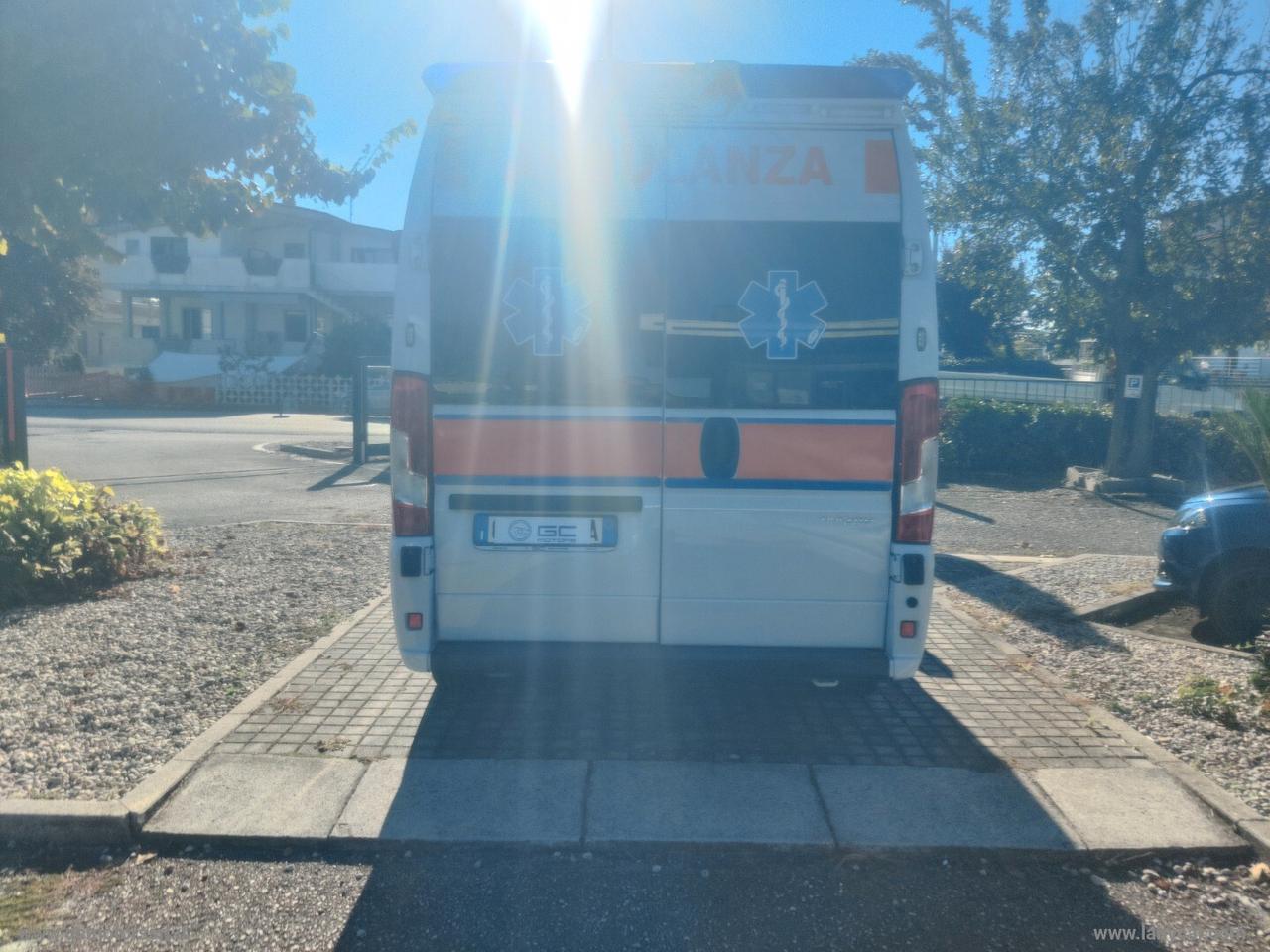 Fiat Ducato 33 2.2 180 CV Allestimento Ambulanza