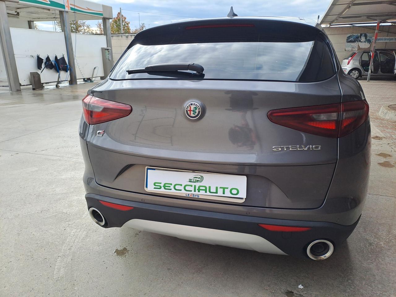 Alfa Romeo Stelvio 2.2 Turbodiesel 190 CV AT8 Q4 Executive