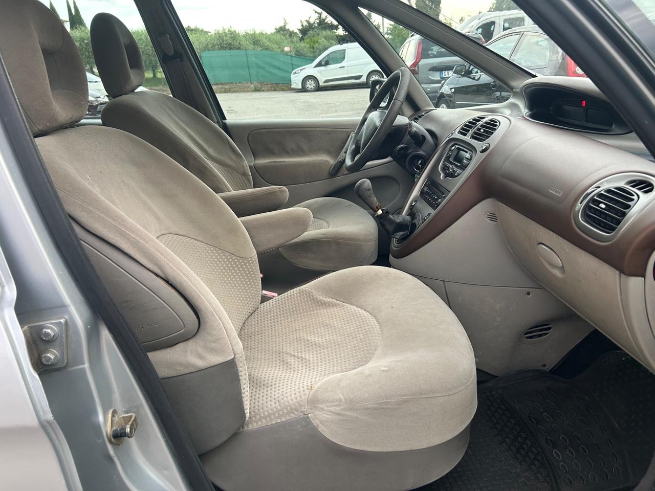 Citroen Xsara Picasso 2.0 HDi Exclusive