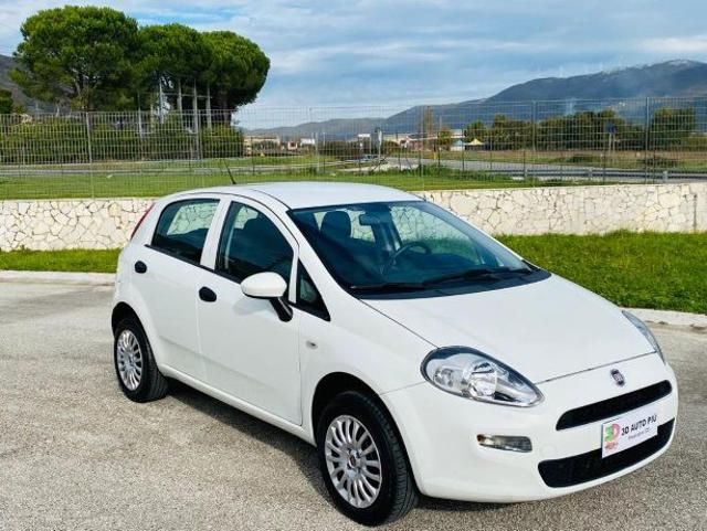 FIAT Punto 1.4 8V 5 porte Natural Power Street