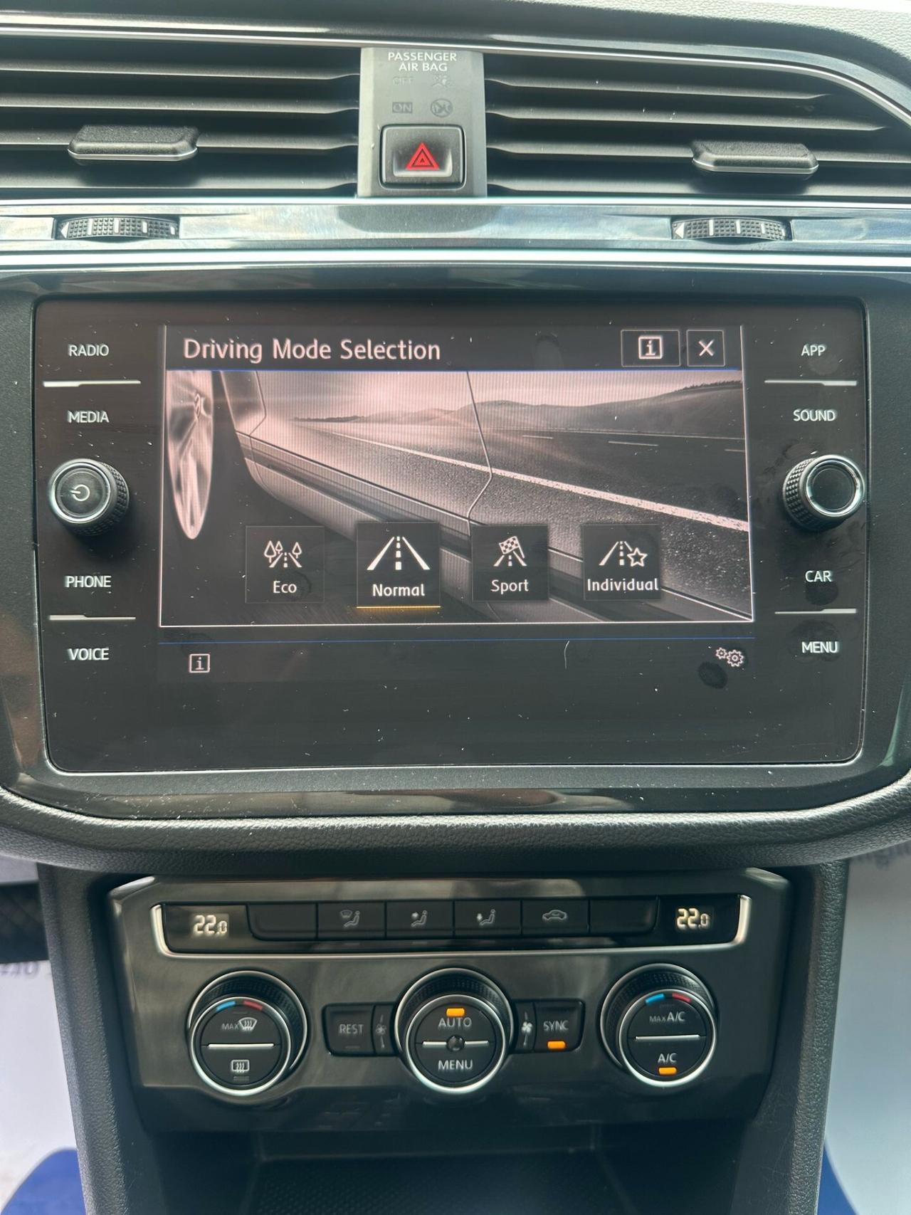 Volkswagen Tiguan 2.0 TDI 150 CV SCR DSG R-Line