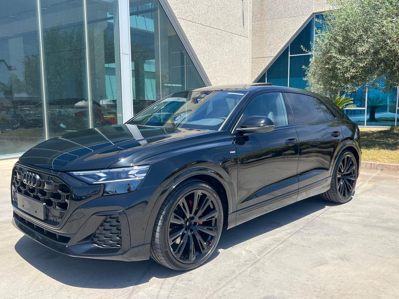 Audi Q8 SUV TDI quattro 286Cv tiptronic S line edition Possibilità noleggio no scoring