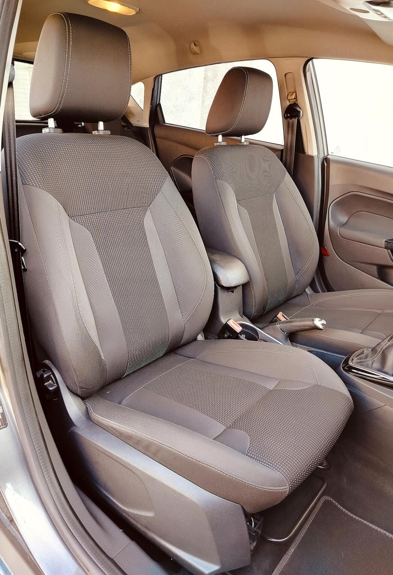 Ford Fiesta 1.0 EcoBoost 100CV 5 porte Titanium