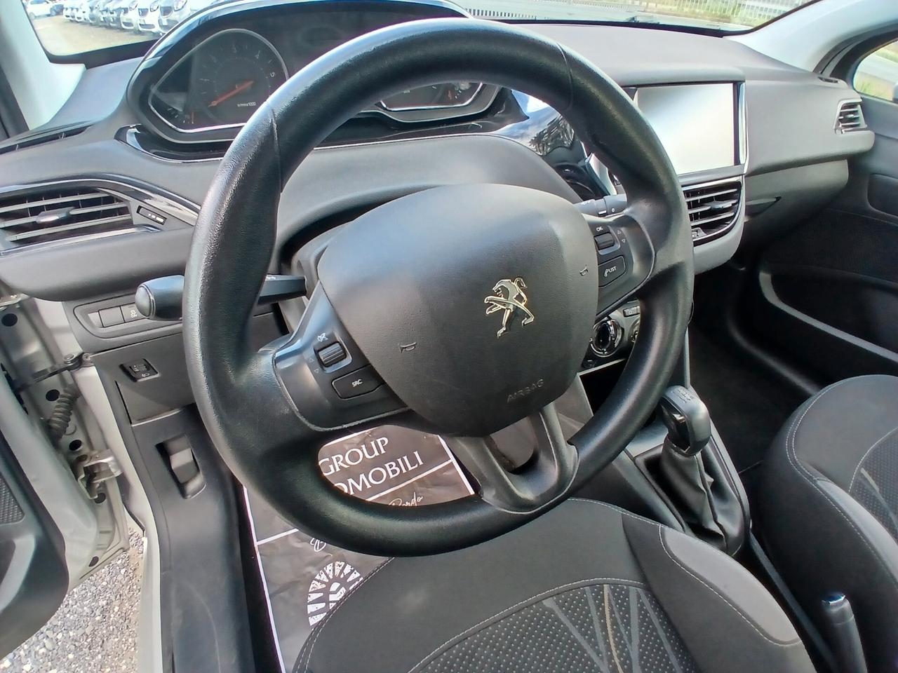 Peugeot 208 1.4 HDi 68 CV 5 porte Allure