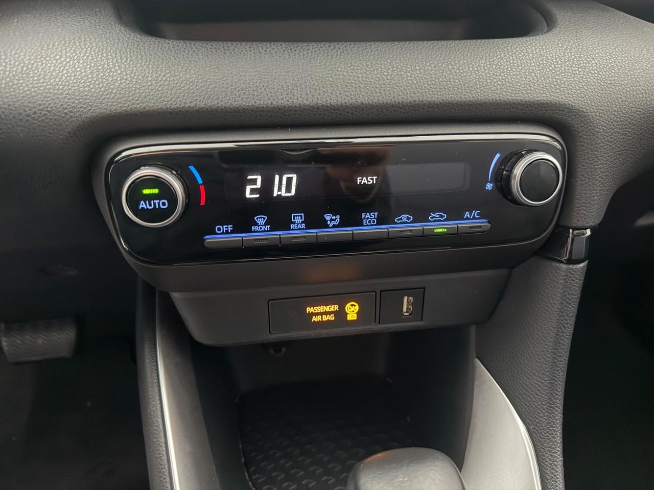 Toyota Yaris 1.5 Hybrid 5 porte Trend