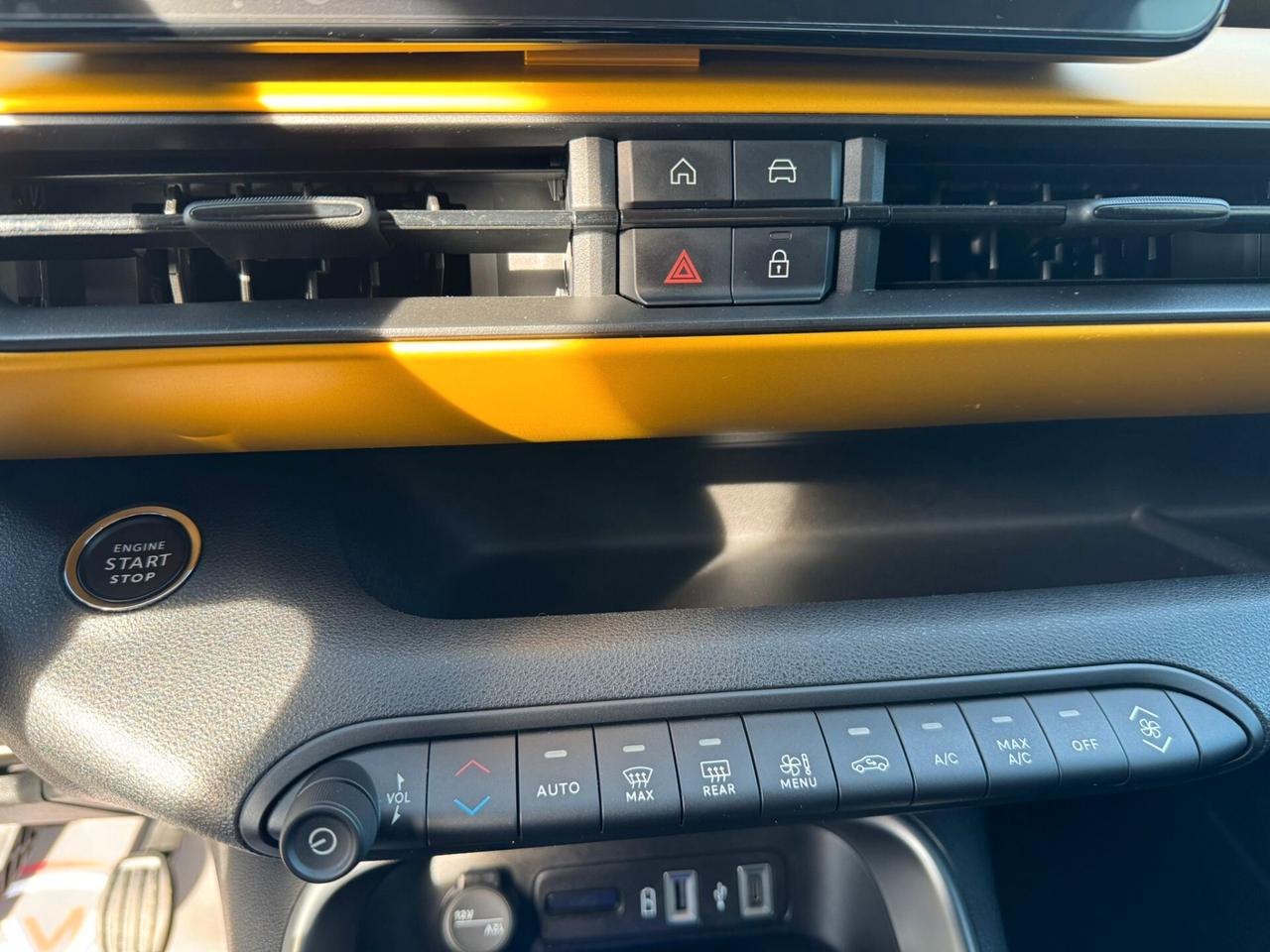 Jeep Avenger 1.2 Turbo 100 CV Summit