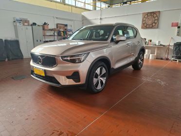 Volvo XC40 B3 automatico Ultimate Bright