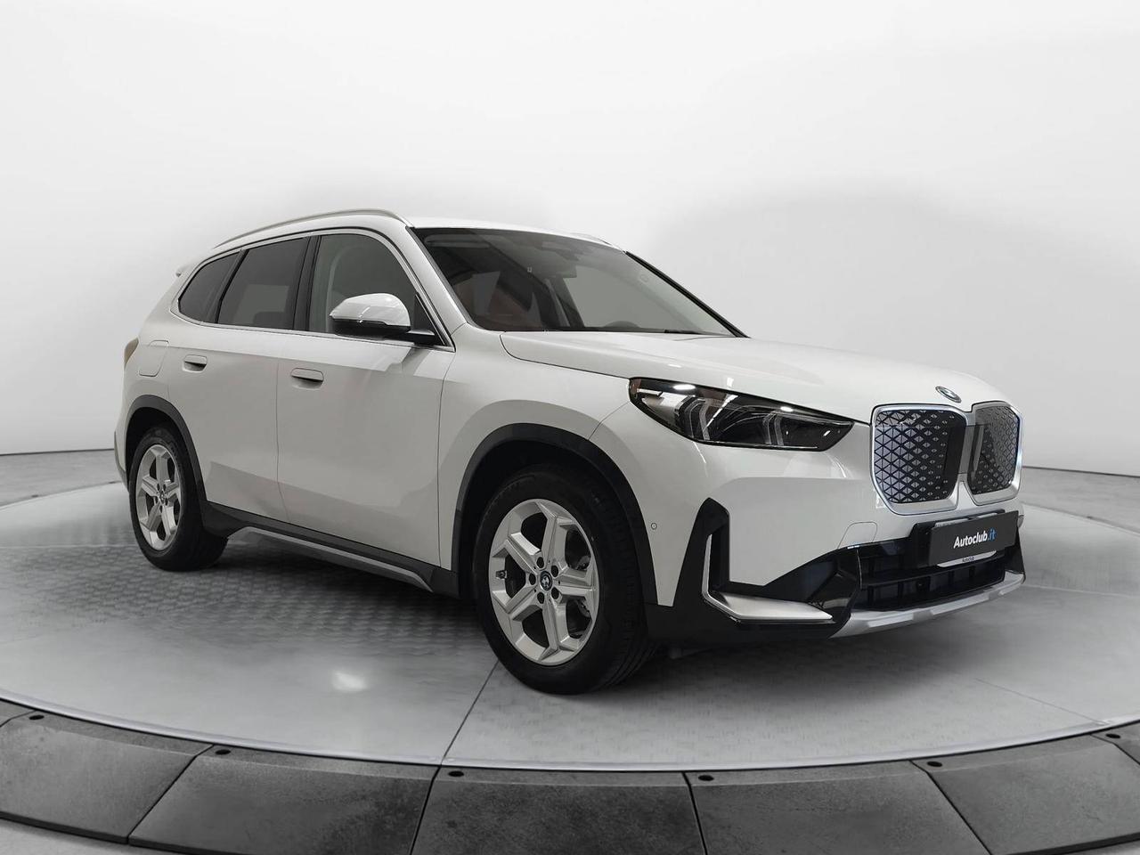 BMW X1 iX1 xDrive30 xLine
