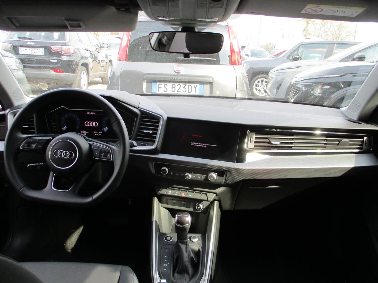 Audi A1 Sportback 30 1.0 tfsi Identity Black 116cv s-tronic
