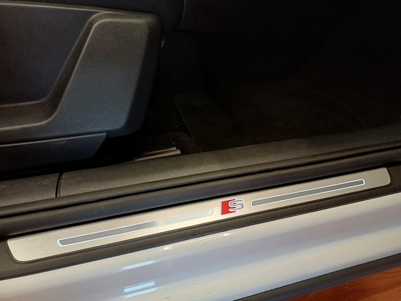 Audi Q2 35 TFSI S tronic line Edition