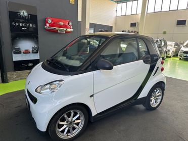Smart ForTwo 1000 52 kW MHD NAVI-PELLE