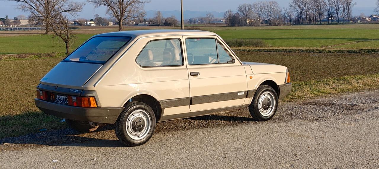 Fiat 127 900 Special -Bauletto