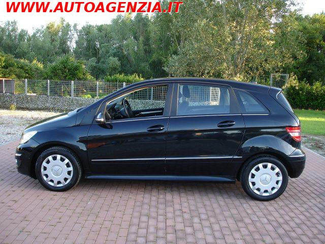 MERCEDES-BENZ B 180 CDI