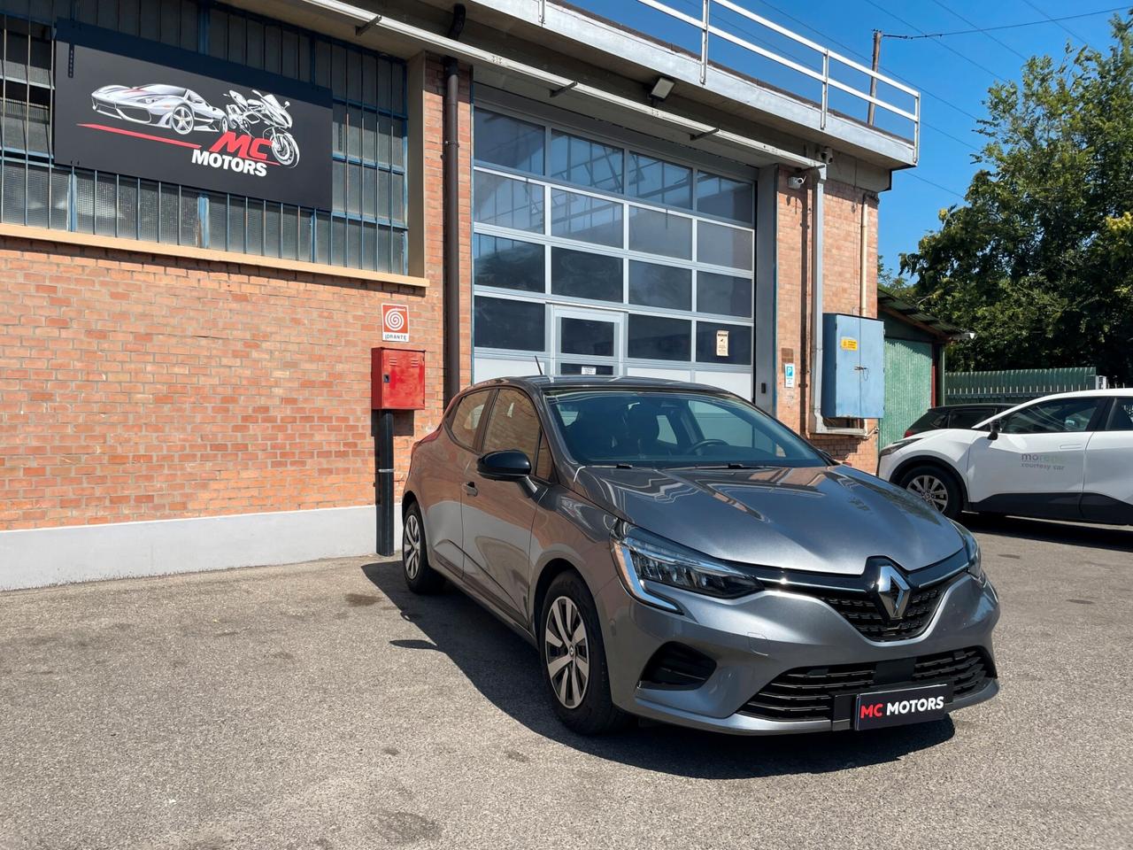 Renault Clio Benzina/Gpl 100cv- UNICO PROPRIETARIO-TAGLIANDI UFFICIALI