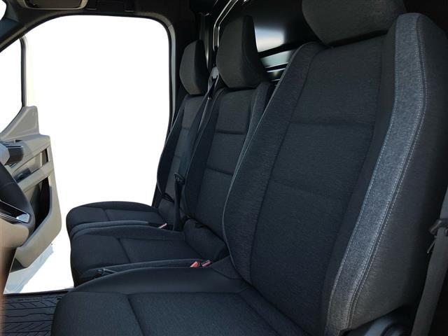 RENAULT Master E Tech T35 52kWh L2H2