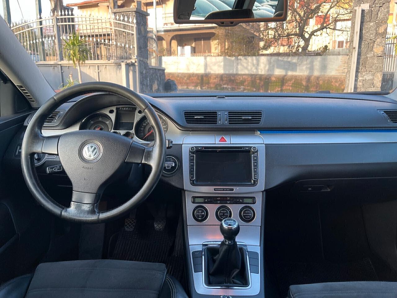 Volkswagen Passat 2.0 TDI 140cv Full Optional