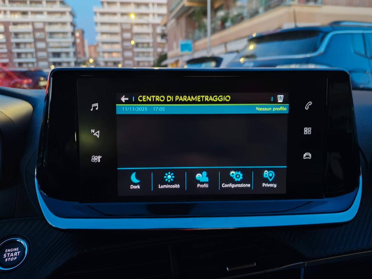 Peugeot 208 motore elettrico 136 CV 5 porte Active Pack