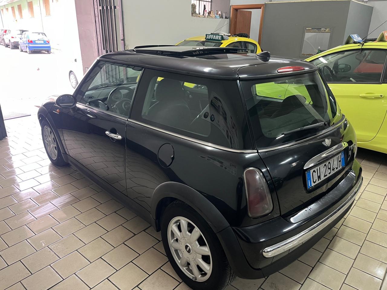 Mini 1.4 tdi One D cooper 2005