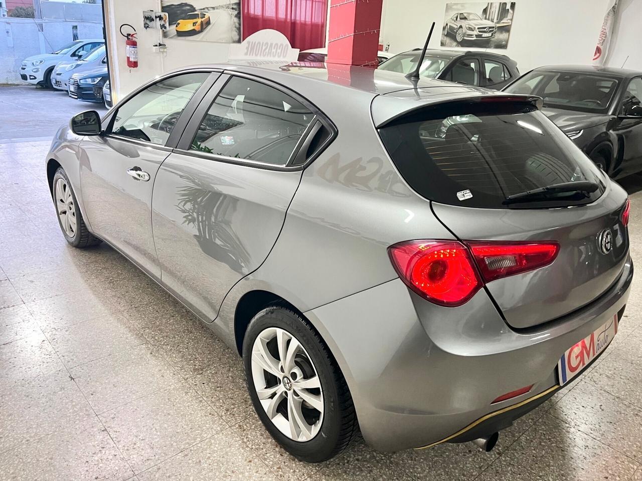 Alfa Romeo Giulietta 1.6 JTDm-2 120 CV Distinctive