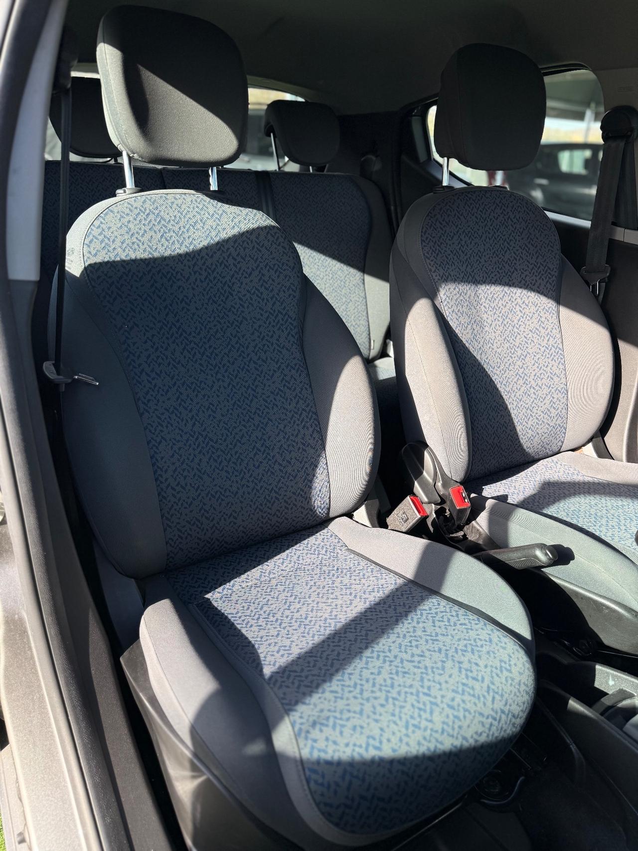 Lancia Ypsilon 1.0 5 porte Hybrid Gold