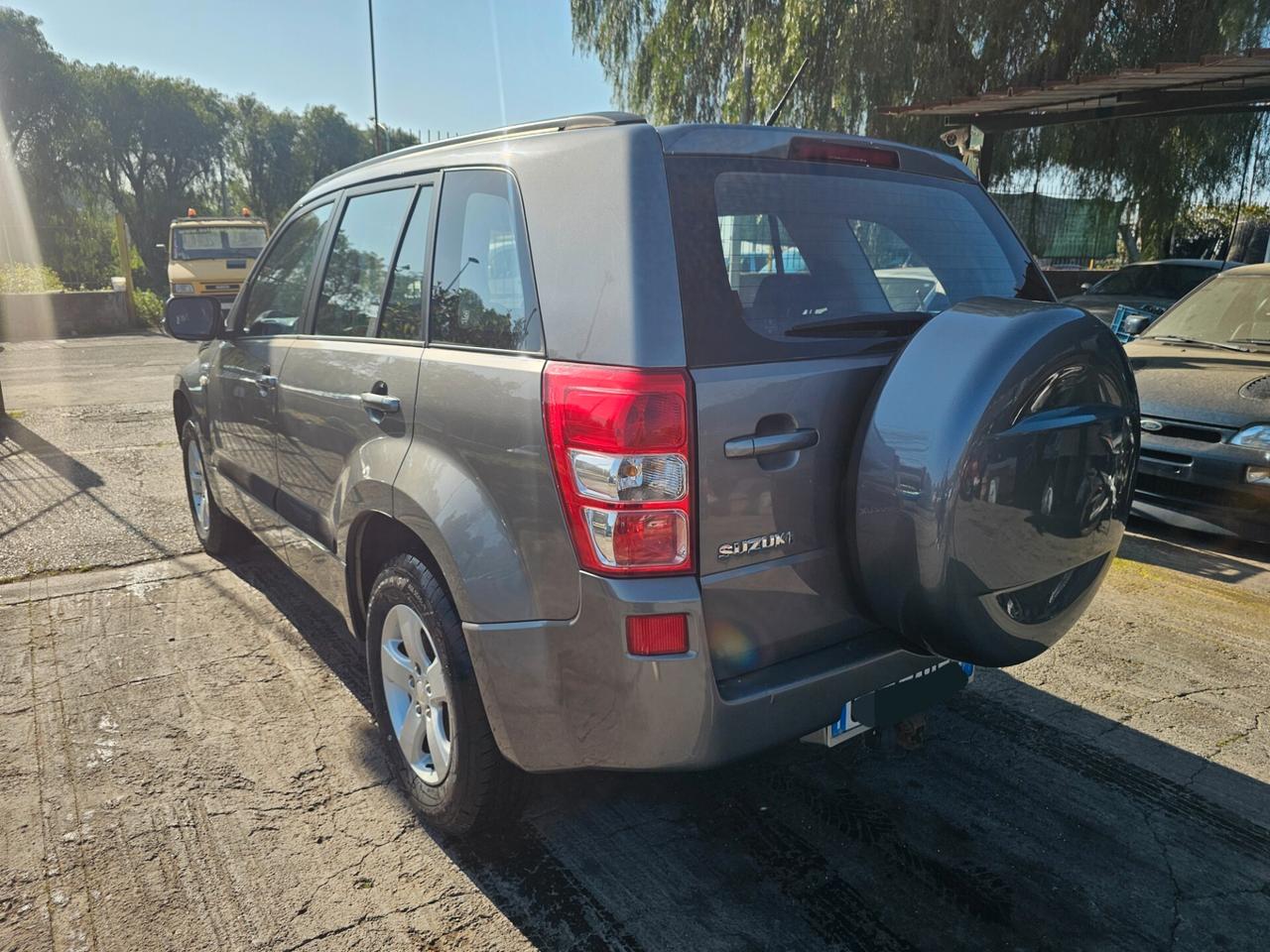 Suzuki Grand Vitara 1.9 DDiS 5 porte