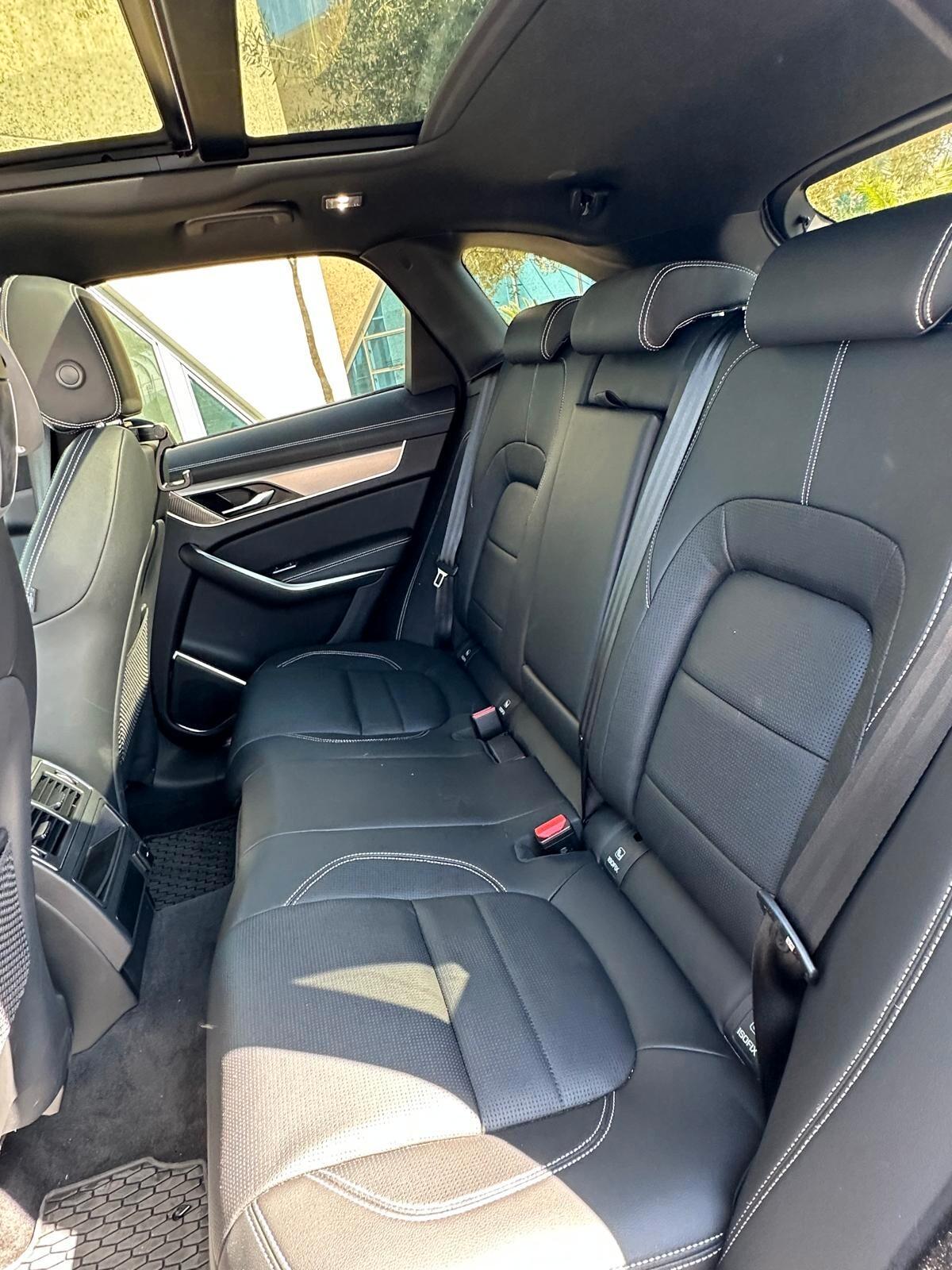 Jaguar F-Pace 2.0 D 204 CV AWD aut. R-Dynamic SE - possibilità noleggio no scoring