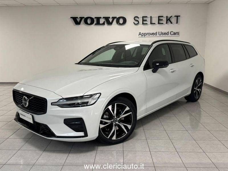 Volvo V60 B4 (d) automatico Plus Dark - KM0