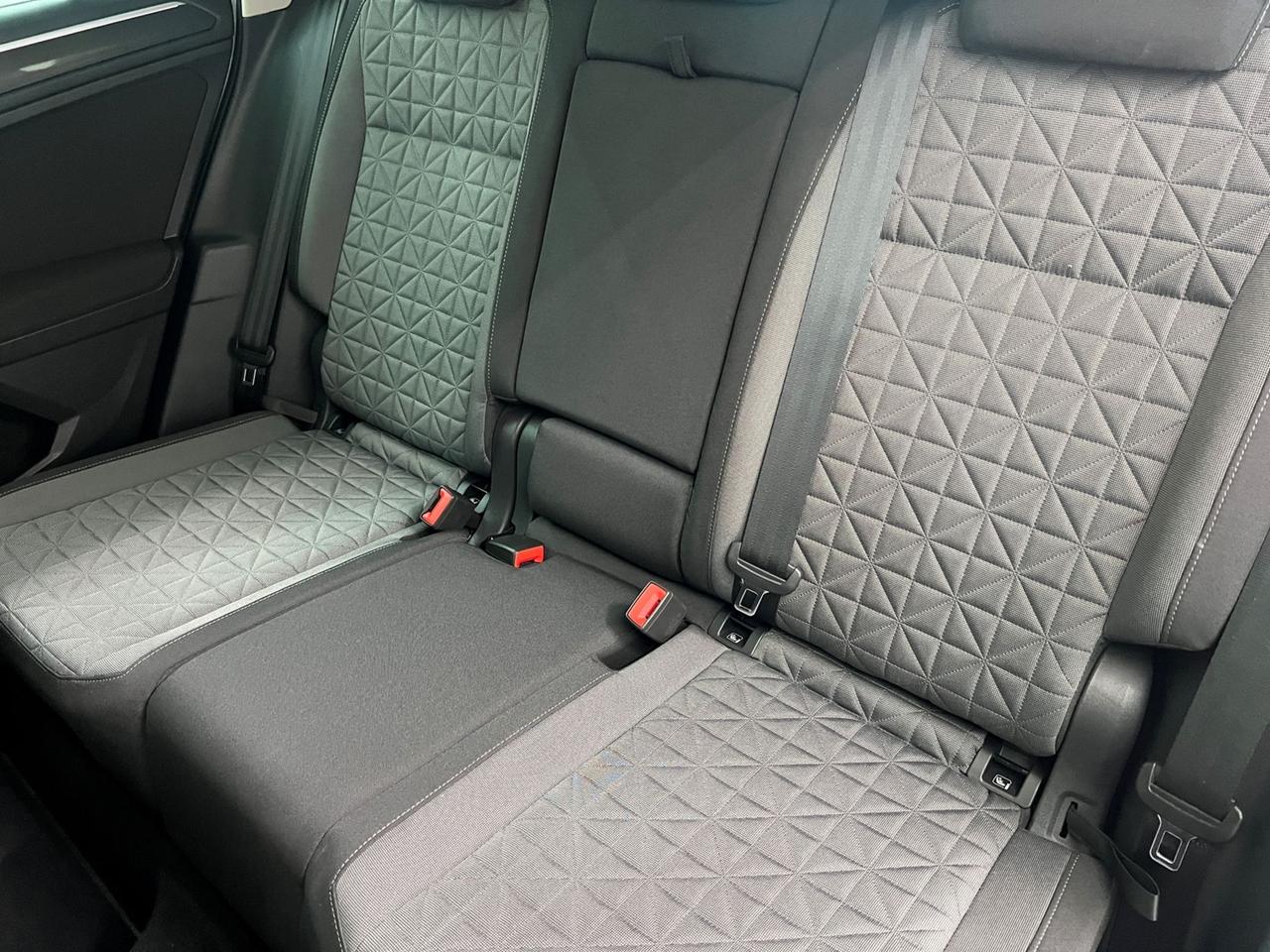 VOLKSWAGEN Tiguan II 2021 Tiguan 2.0 tdi Life 150cv dsg