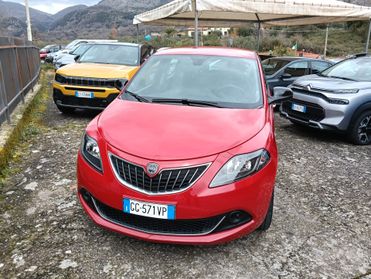 Lancia Ypsilon 1.0 FireFly 5 porte S&S Hybrid Ecochic Silver
