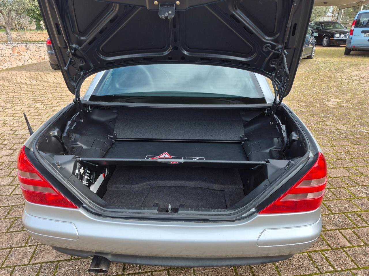 Mercedes-benz SLK 200 cat