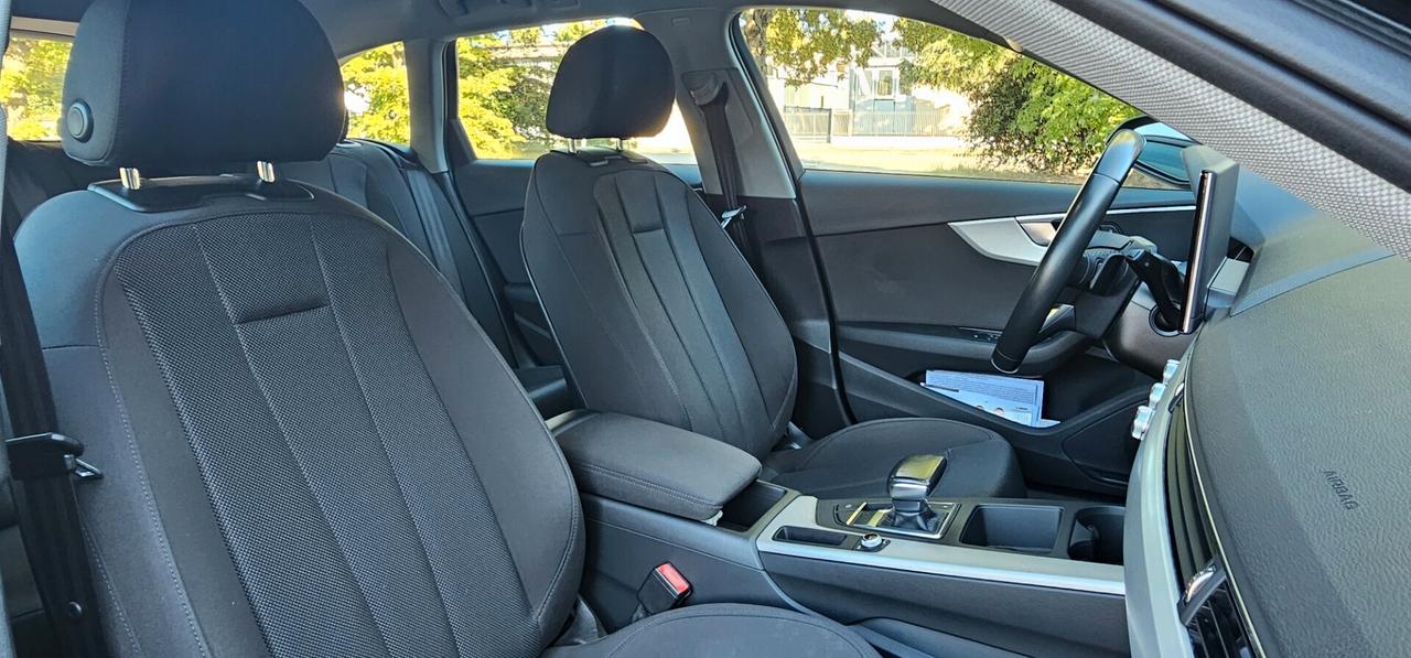 Audi A4 35 TDI/163 CV S tronic Iva Esposta