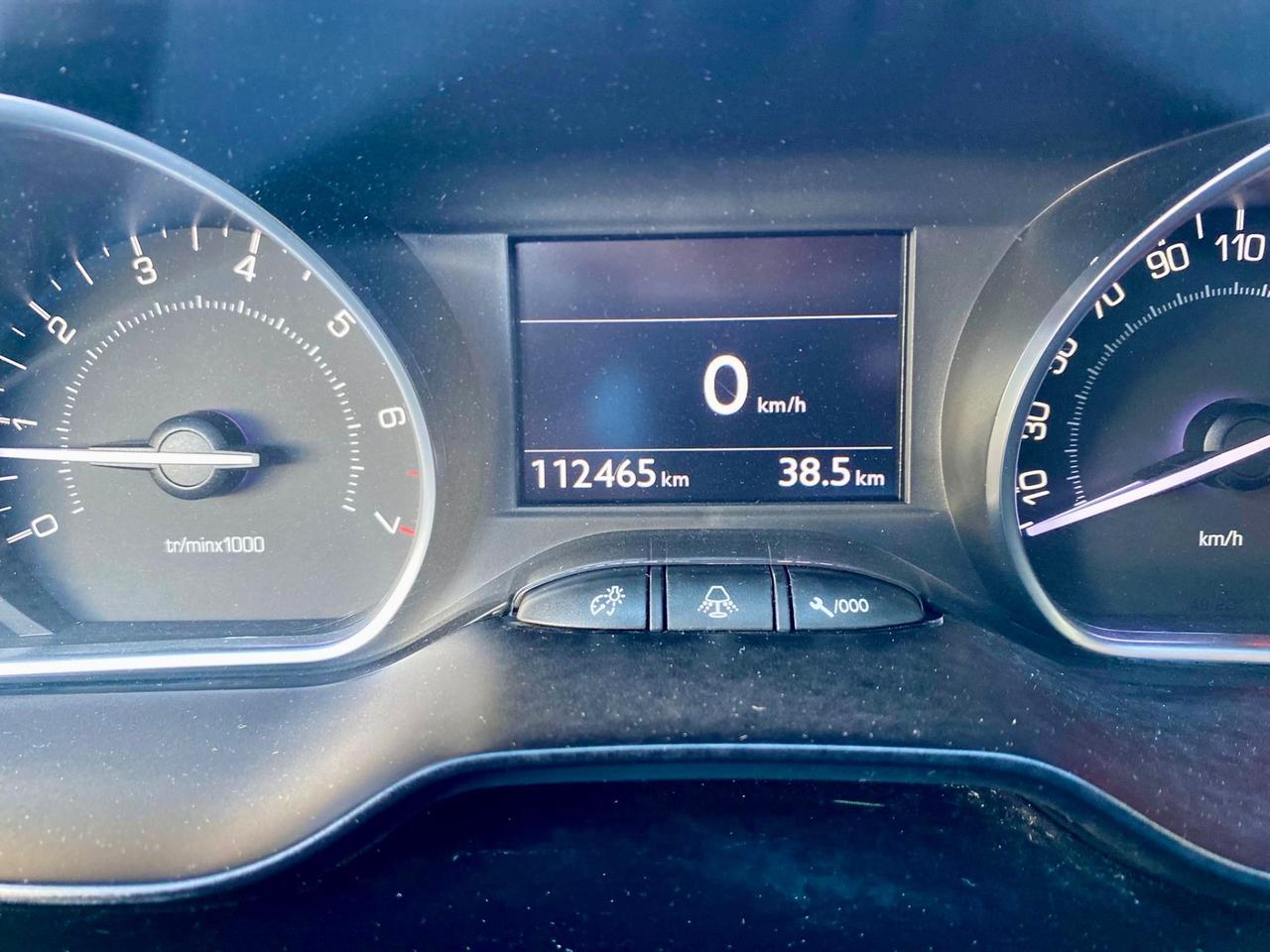 Peugeot 208 1.2 VTi 82 CV 5 porte Allure