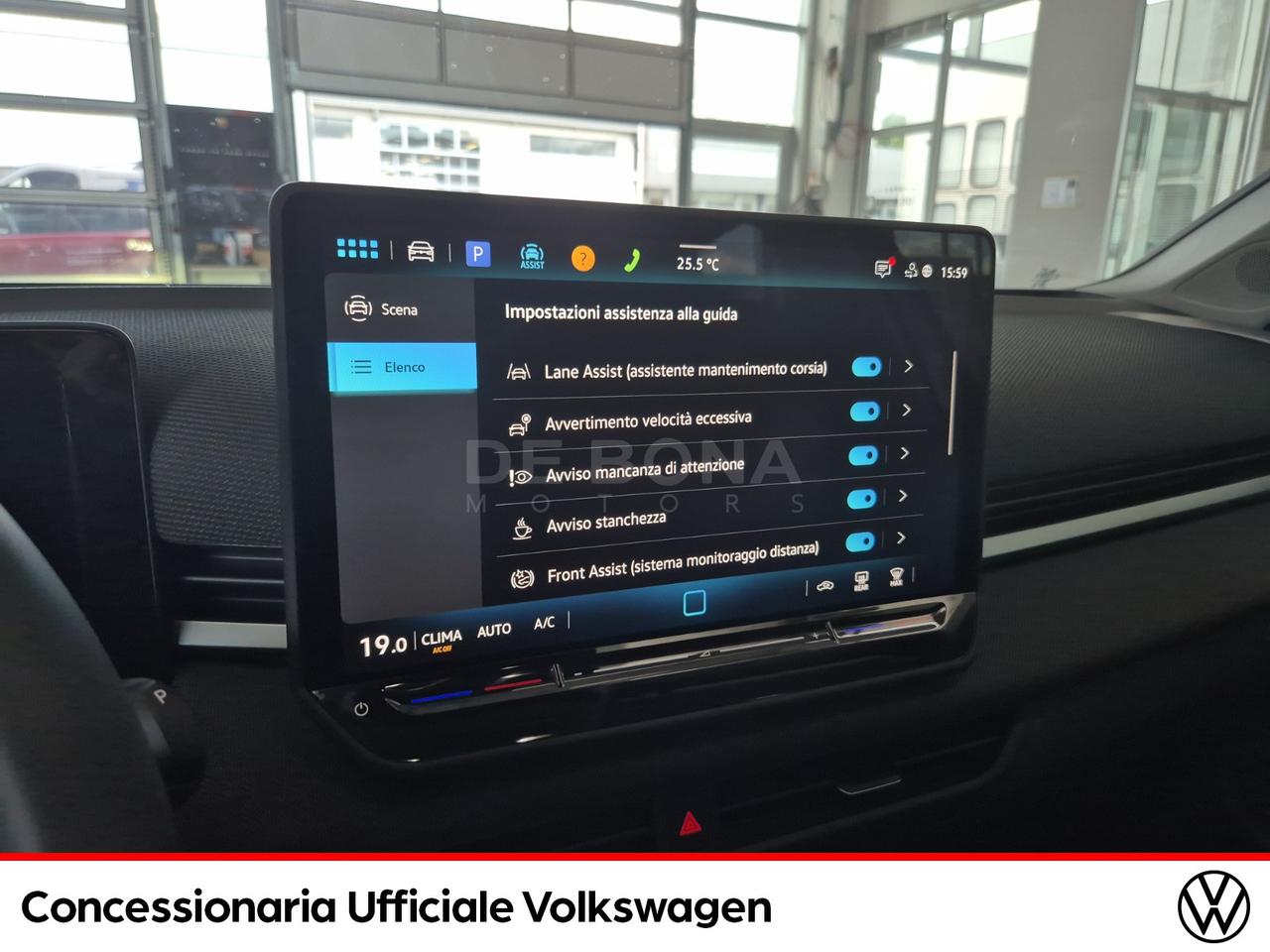 Volkswagen T-Roc 1.5 etsi life 150cv dsg