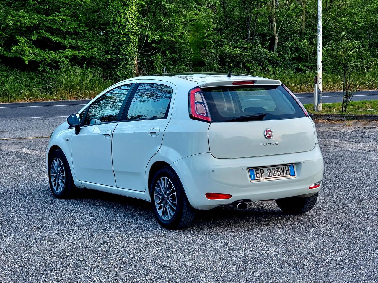 Fiat Punto 1.3 MJT II S&S 95 CV 5 porte Easy 2013-E5B NEO Manuale