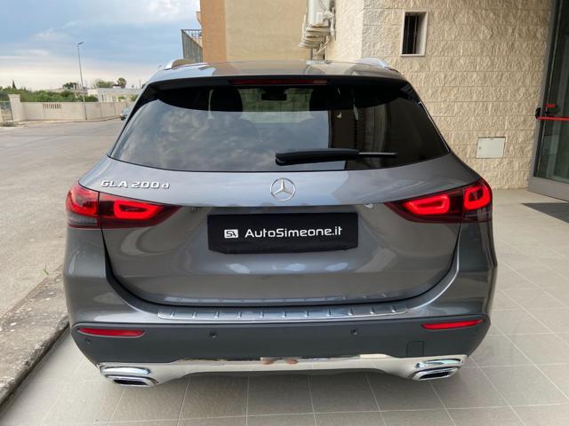 MERCEDES-BENZ GLA 200 d Automatic Sport Plus