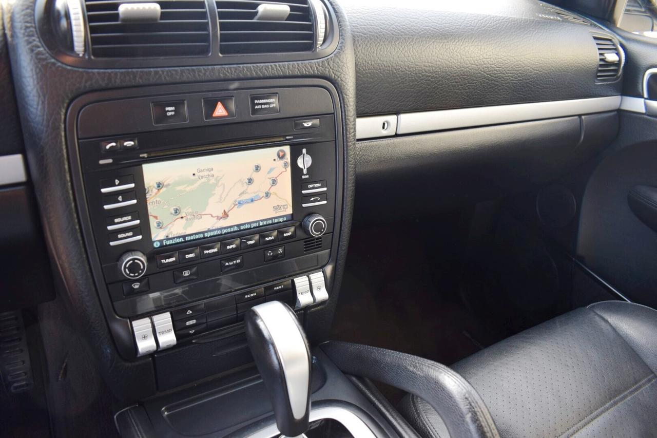 Porsche Cayenne 3.0TDI V6 240cv Tiptronic UNICO PROPRIETARIO IVA ESPOSTA