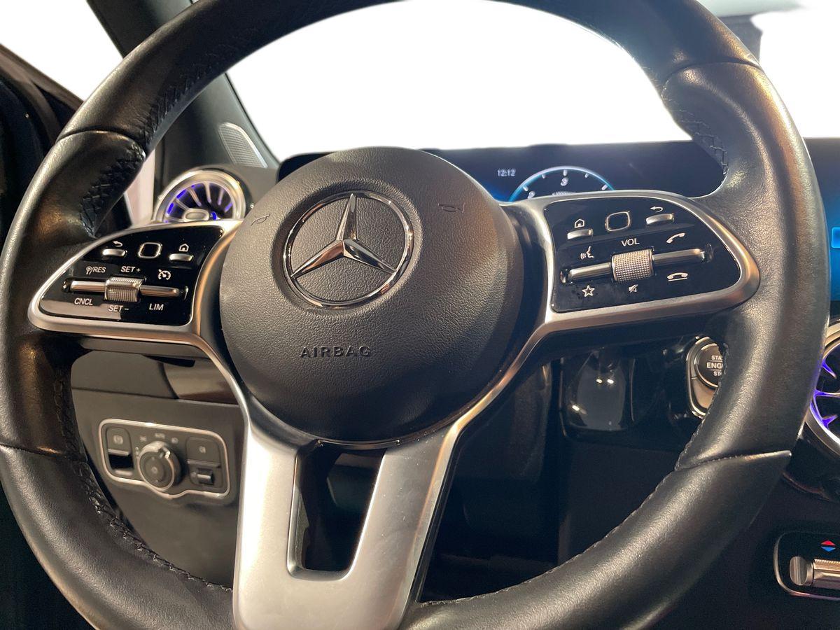 Mercedes-Benz Classe B - W247 2018 - B 180 d Sport auto