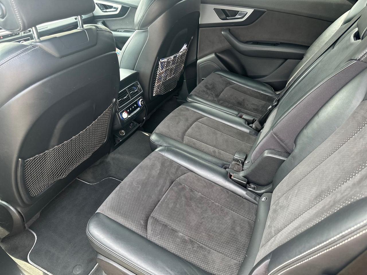 Audi Q7 S Line 3.0 TDI #5846