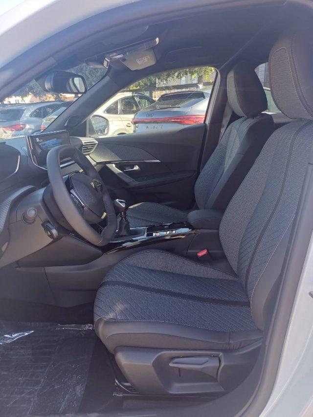 PEUGEOT 2008 1200 PURETECH ALLURE 100CV CARPLAY VETRI SCURI"17