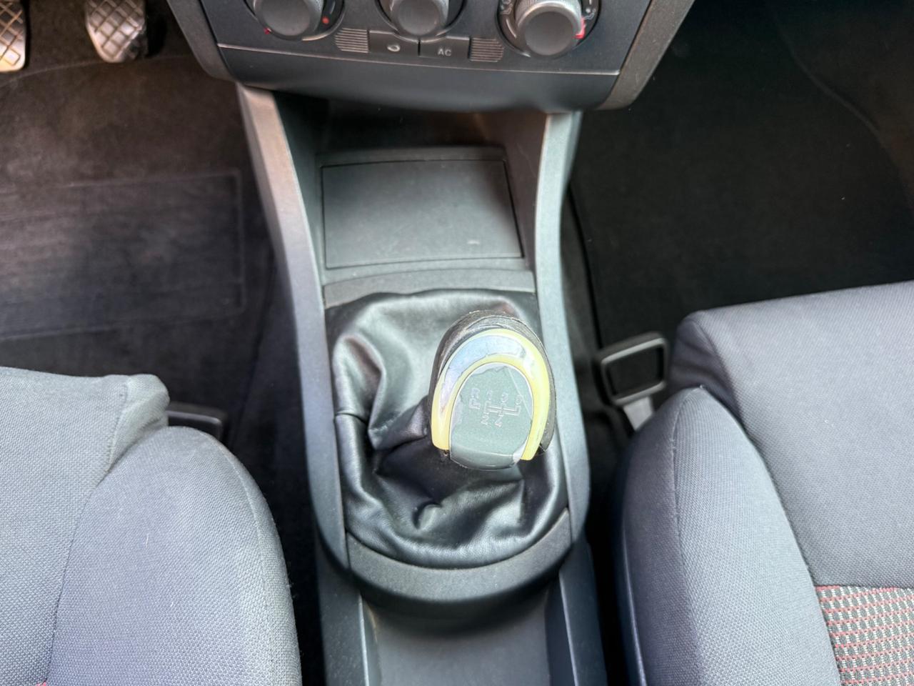 Seat Ibiza 1.4 16V 101CV 5p. Sport