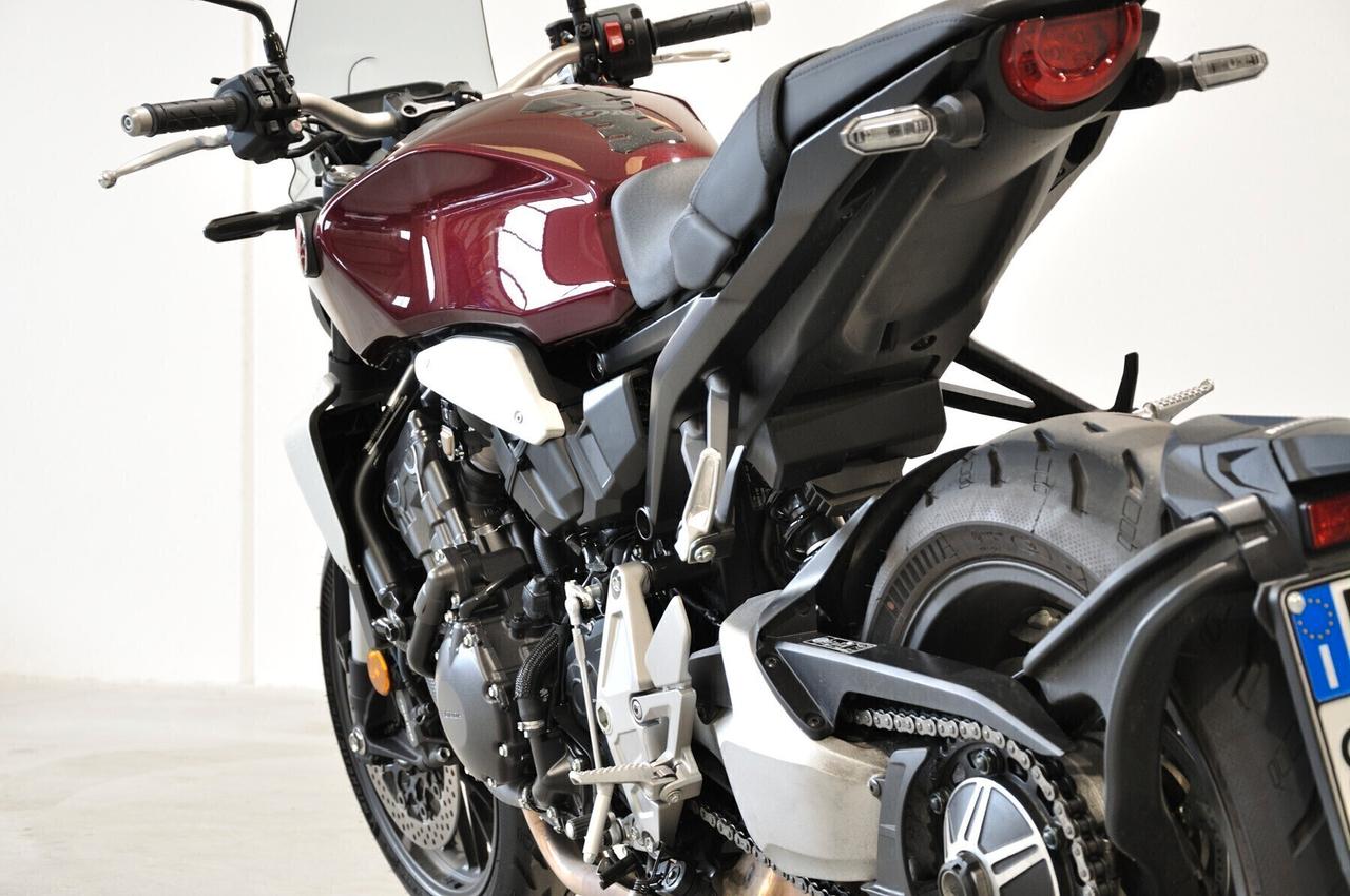 HONDA CB100R ABS 1.600 km tagliandata pari al nuovo