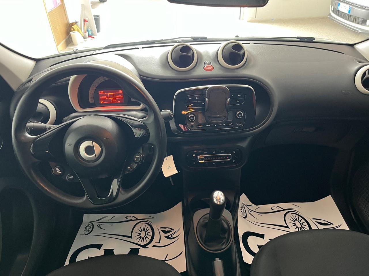 Smart ForFour 70 1.0 twinamic Youngster
