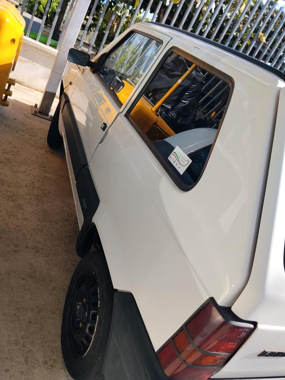 Fiat Panda 900 i.e. cat Jolly