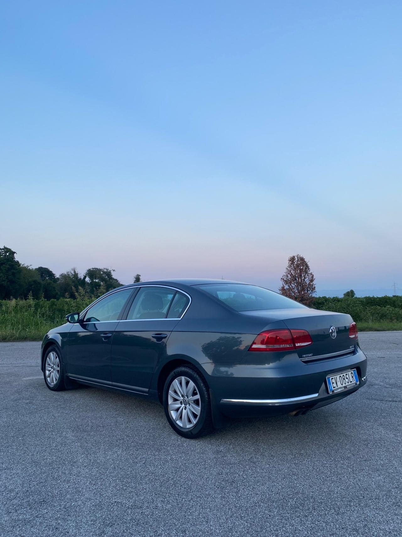 Volkswagen Passat Business 2.0 TDI Highline BlueMotion Technology