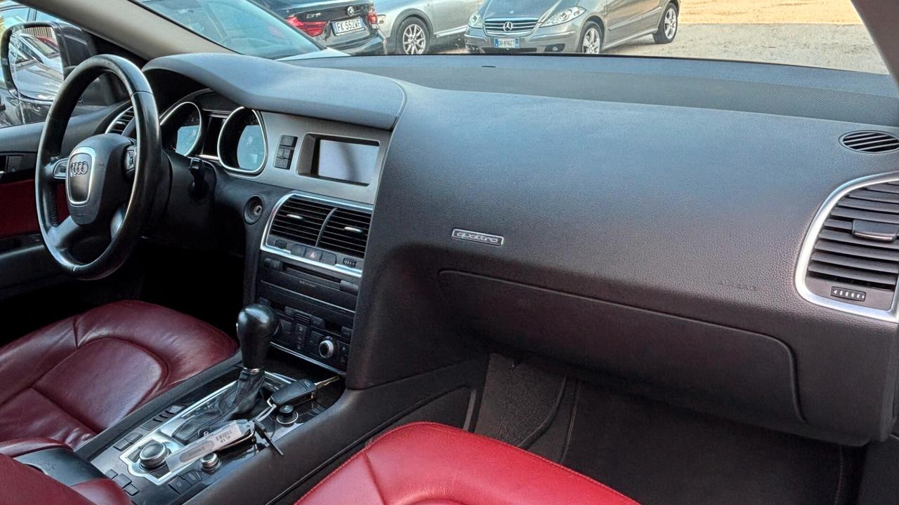 Audi Q7 3.0 V6 TDI 233CV quattro tiptronic