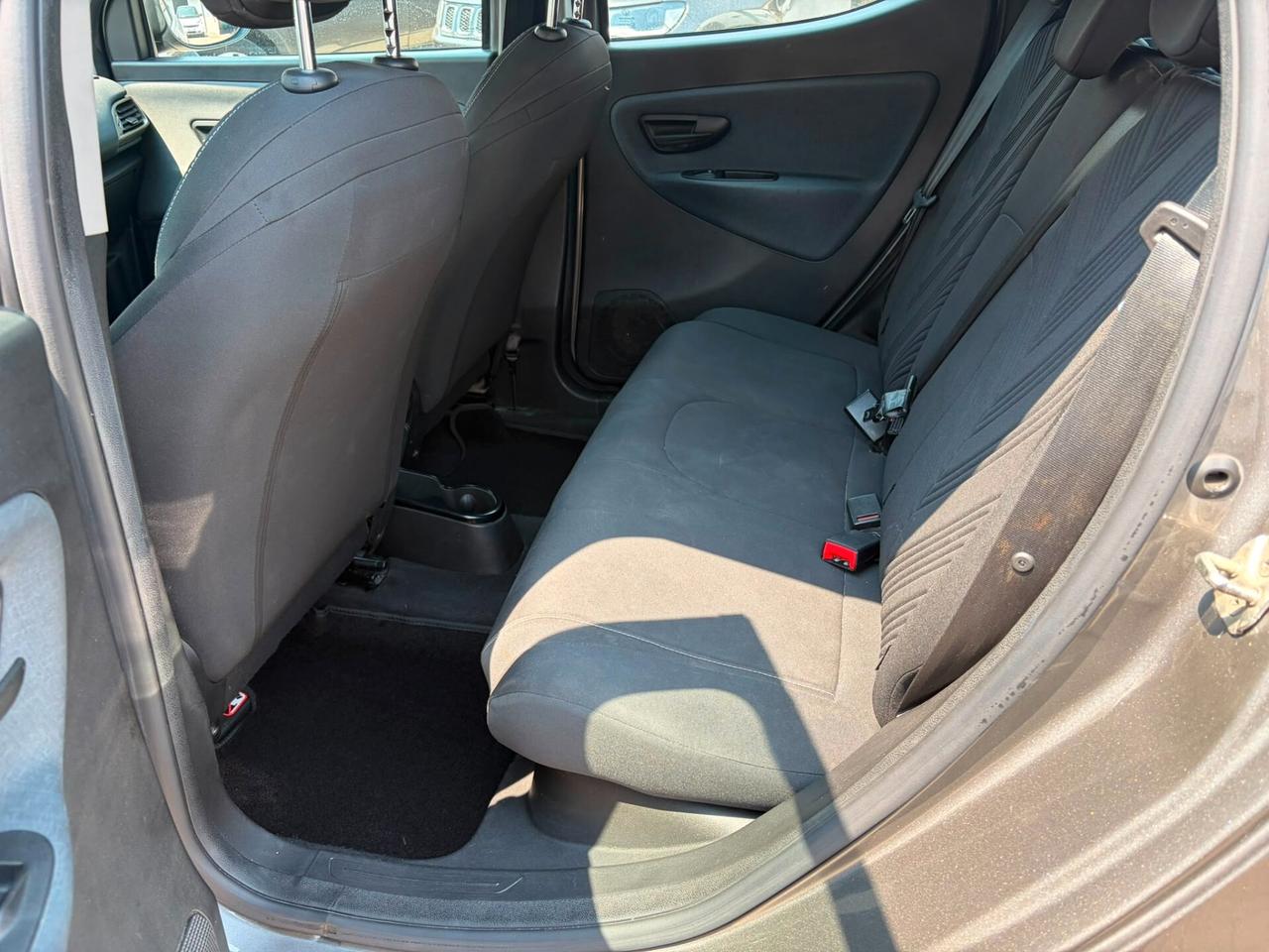 Lancia Ypsilon 1.0 FireFly 5 porte S&S Hybrid Gold