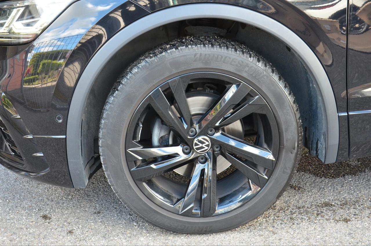 Volkswagen Tiguan 2.0 TDI 150 CV DSG R-Line