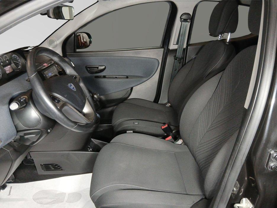 LANCIA Ypsilon 3ª serie - Ypsilon 1.0 FireFly 5 porte S&S Hybrid Gold